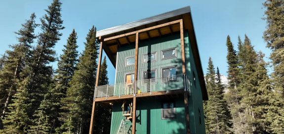 Picture of 3 story hut